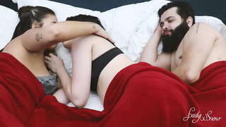 Pamahalaan ang com anal gozada na cara das duas amiguinhas. (veja completo walang pula)